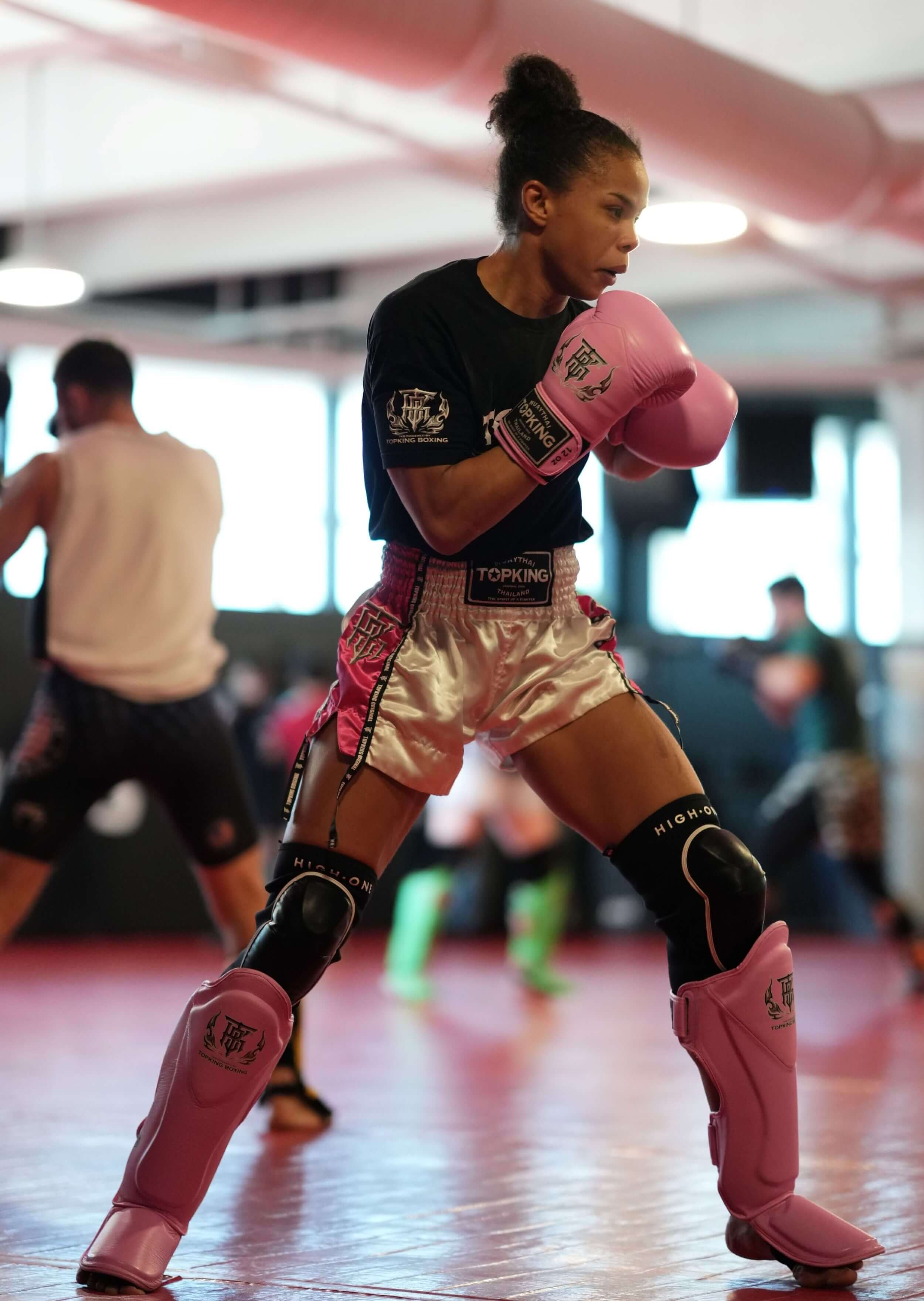 king fight gear Top King Super Air Boxing Gloves TKBGSA - Pink